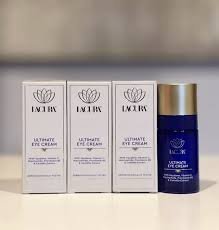Glow eye cream Lacura