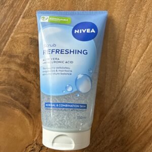 Nivea Scrub refreshing aloe vera Hyaluronic acid